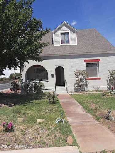 834 N Armijo Dr Las Cruces, NM 88005