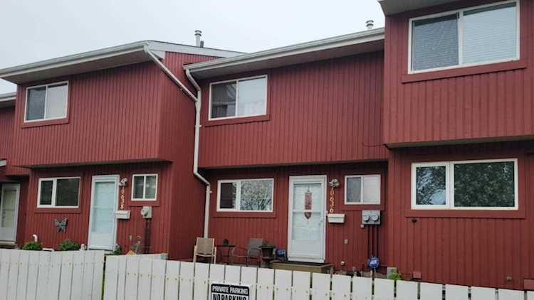 10636 Beaumaris Road Edmonton, AB T5X 3N4