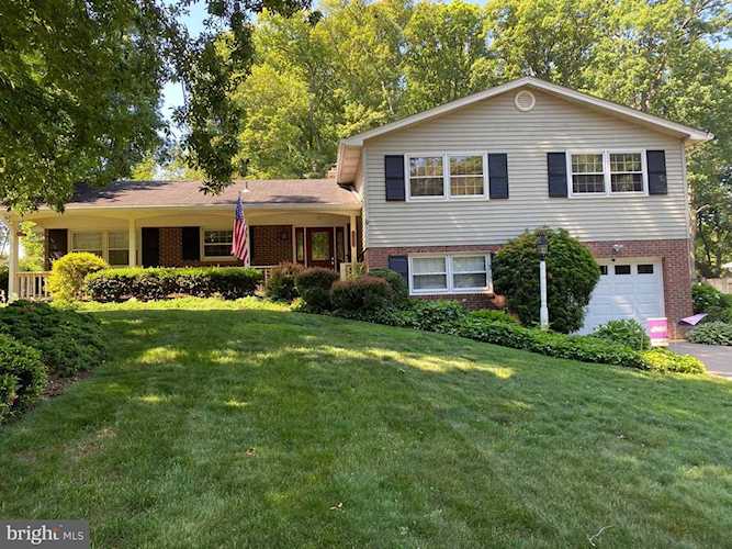 5201 Grinnell St Fairfax, VA 22032