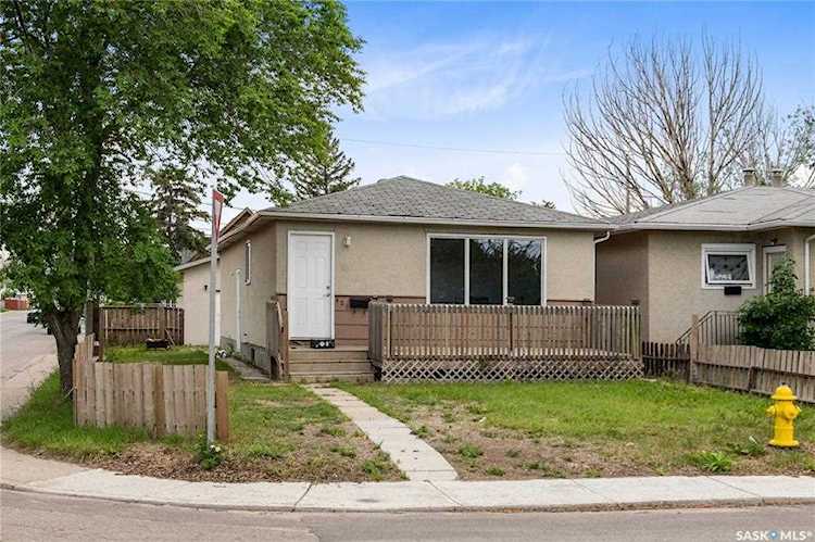 401 Ottawa St Regina, SK S4R 1N8