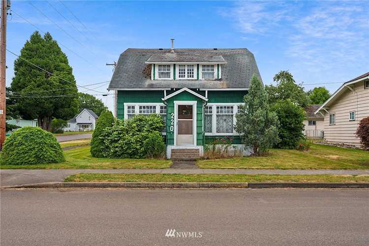 220 N 3rd St Pe Ell, WA 98572