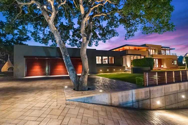 24301 Elise Ct Los Altos Hills, CA 94024