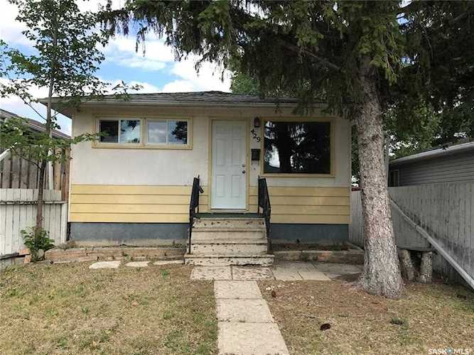 429 St John St Regina, SK S4R 1R4