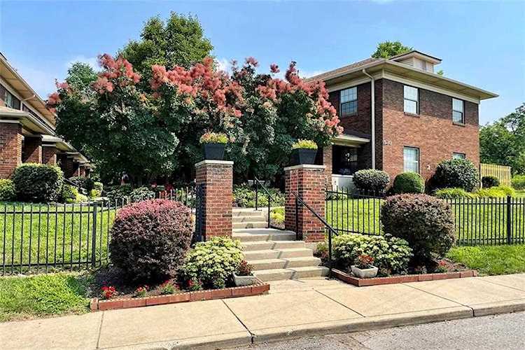 530 E Sutherland Ave #A Indianapolis, IN 46205