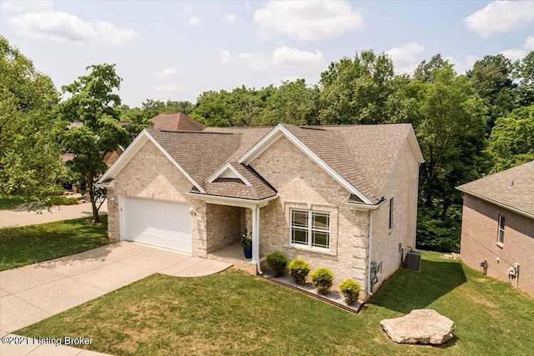 7626 Pauls View Pl Louisville, KY 40228