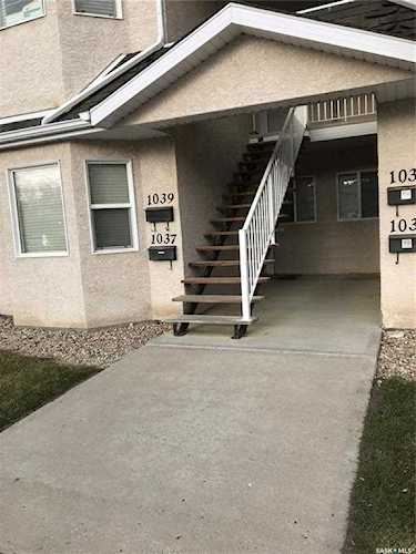 1037 Birchwood Place Regina, SK S4S 7L2