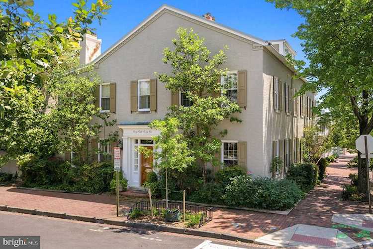 28202824 O St Washington, DC 20007