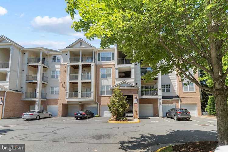 12120 Garden Ridge Ln #302 Fairfax, VA 22030