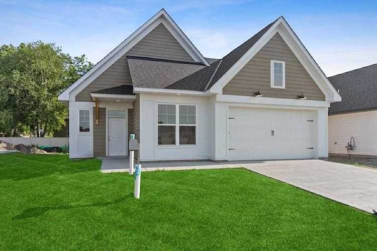 1049 109th Court NE Blaine, MN 55434