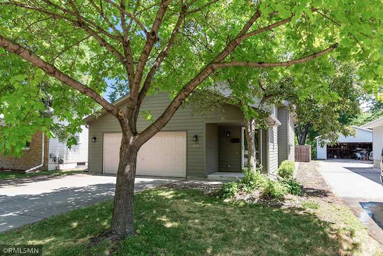 4424 Toledo Avenue N Robbinsdale, MN 55422