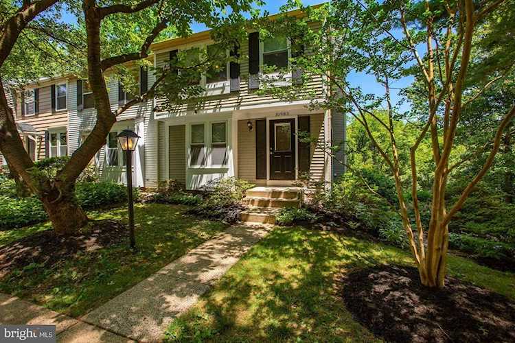 10983 Greenbush Ct Reston, VA 20191 | MLS ® VAFX2001736 Photo 1