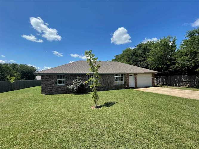3220 Joann Court Granbury, TX 76049