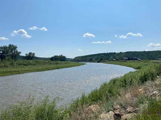 144007 2253 Dr E Rural Foothills County, AB T0L 0X0