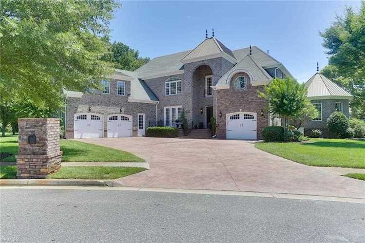 1601 Water View Circle Chesapeake, VA 23322