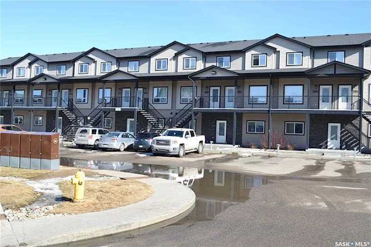 3818 E Dewdney Ave Regina, SK S4Z 0A6