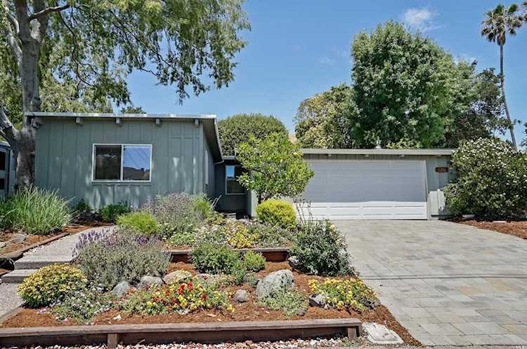 570 Woodbine Drive San Rafael, CA 94903
