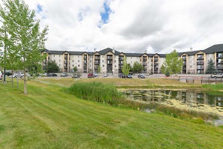 304 Mackenzie Way SW #8329 Airdrie, AB T4B 3H8