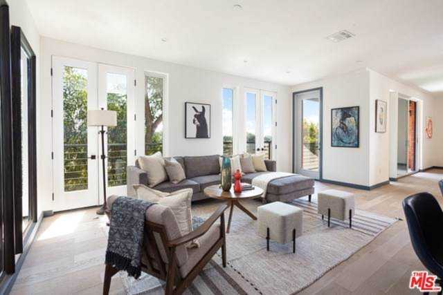 2267 Duane #2 Los Angeles, CA 90039 | MLS 20649694 Photo 1