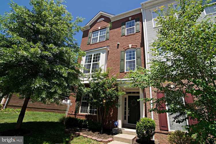 15908 Greymill Manor Dr Haymarket, VA 20169 | MLS ® VAPW521564 Photo 1