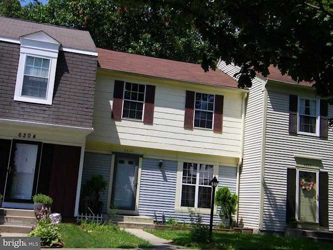 6202 Prince Way Centreville, VA 20120 | MLS ® VAFX2006976 Photo 1