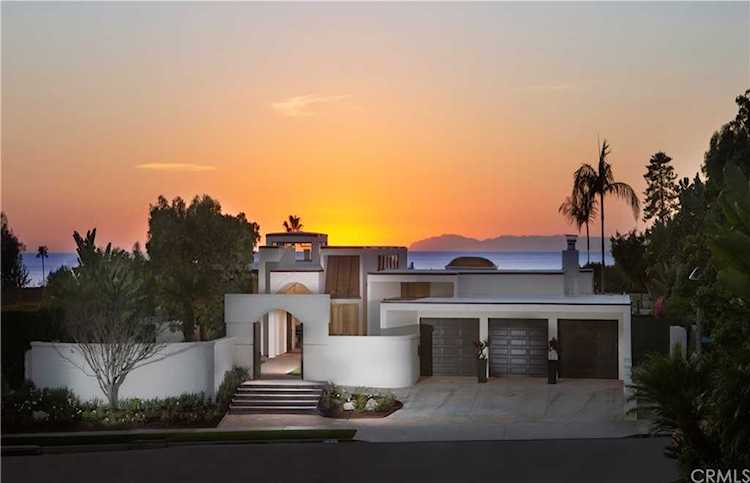 32631 Seven Seas Dr Dana Point, CA 92629