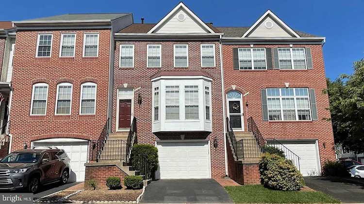 7763 Desiree St Alexandria, VA 22315