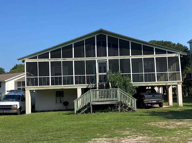 917 Parker Dr. Pawleys Island, SC 29585