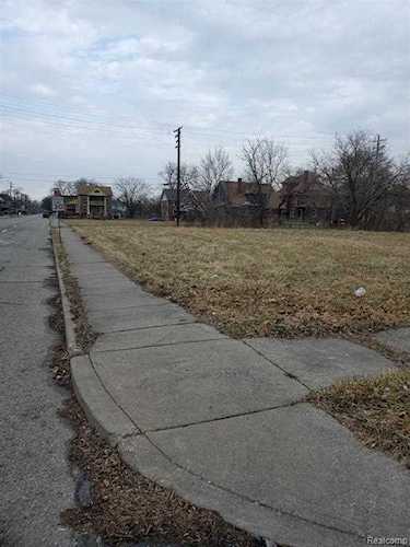 7718 Brush Detroit, MI 48202 | MLS 2200019468 Photo 1