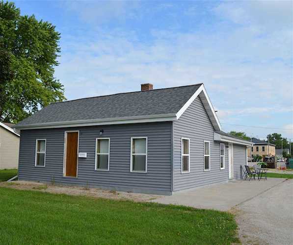 10 W Jefferson St Waupun, WI 53963 | MLS 1914493 Photo 1