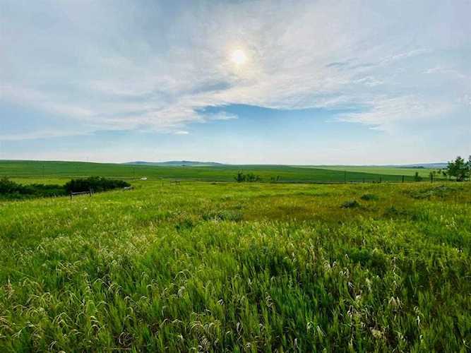 514044 64 St W Rural Foothills County, AB T1V 1M3