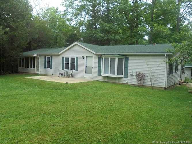 8354 N Old Forestry Rd Salem, IN 47167