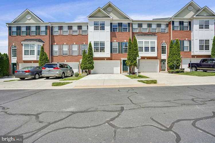 6102 Popes Creek Place Haymarket, VA 20169