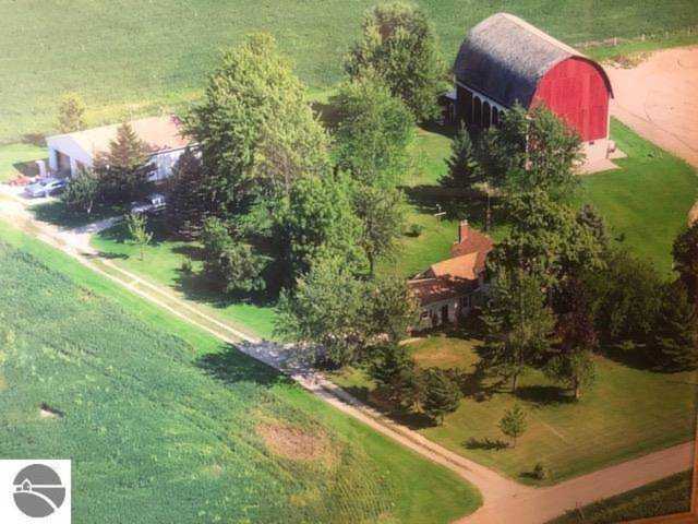 1862 N Vandecar Road Mt Pleasant, MI 48858