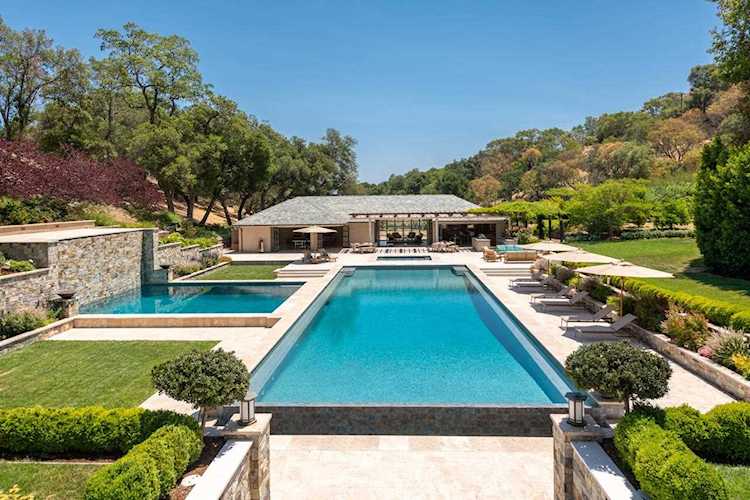25355 La Loma Dr Los Altos Hills, CA 94022
