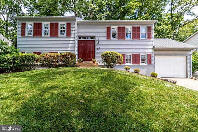 9312 Winbourne Rd Burke, VA 22015