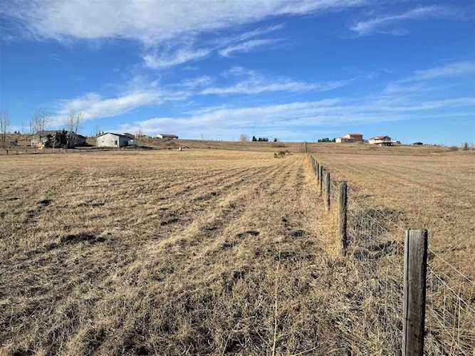 274042 1020 Drive E Rural Foothills County, AB T1S 4S7