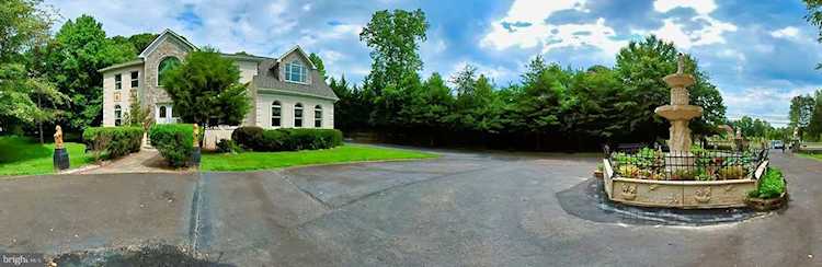 10900 Sunset Hills Rd Reston, VA 20190