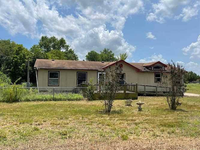 374 Springtown Road Van Alstyne, TX 75495