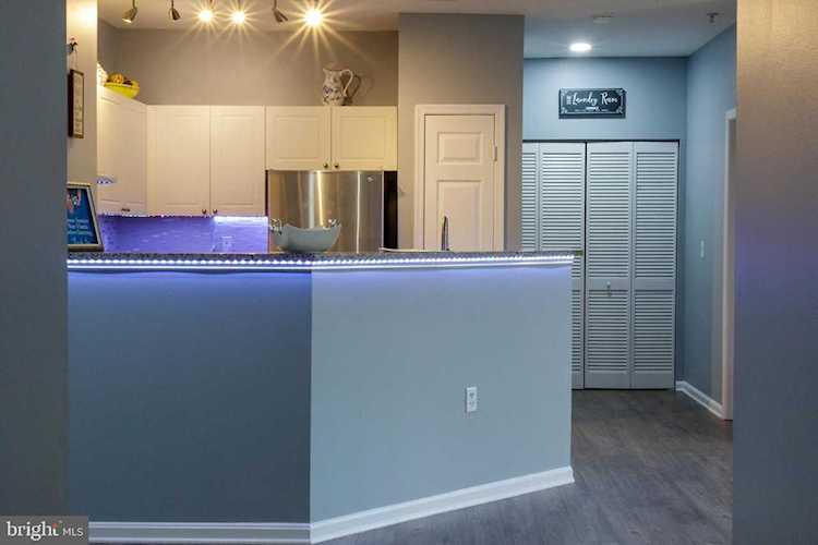 11329 Aristotle Dr #5-210 Fairfax, VA 22030 | MLS ® VAFX1209002 Photo 1