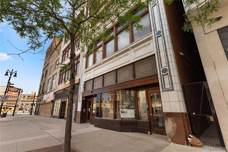 1323 Broadway St #8B Detroit, MI 48226