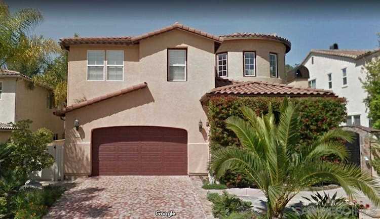 2816 Carrillo Way Carlsbad, CA 92009