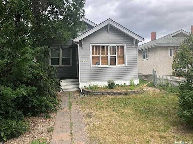 2143 Wallace St Regina, SK S4N 4A6