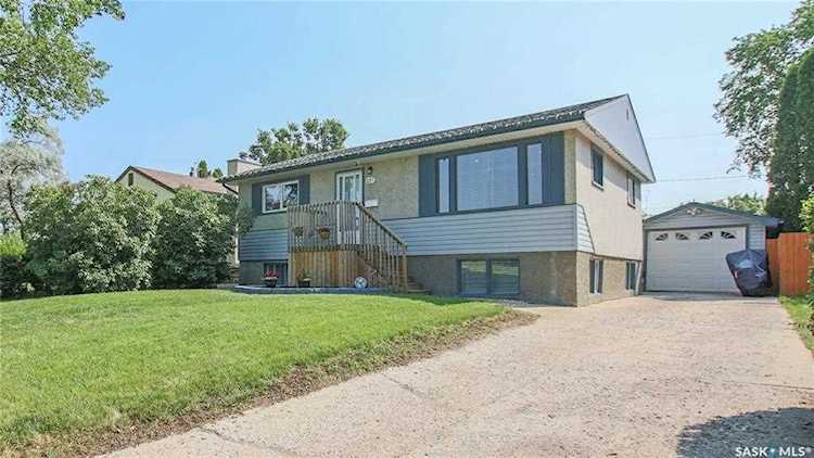 251 Scarth St Regina, SK S4S 6B4