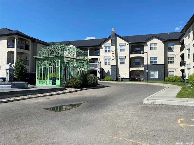 1640 Dakota Dr Regina, SK S4Z 0A4