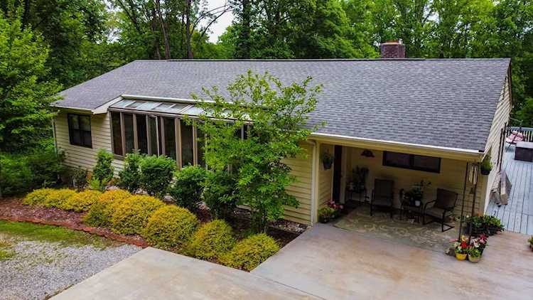 1930 Wysong Mill Hardy, VA 24101