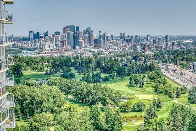 77 Spruce Place SW #2307 Calgary, AB T3C 3X6