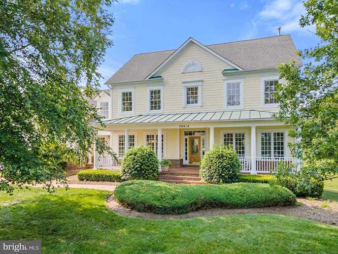 38814 Boca Ct Waterford, VA 20197
