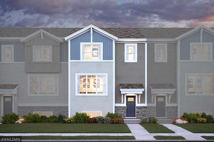 2212 Gateway Curve North Saint Paul, MN 55109