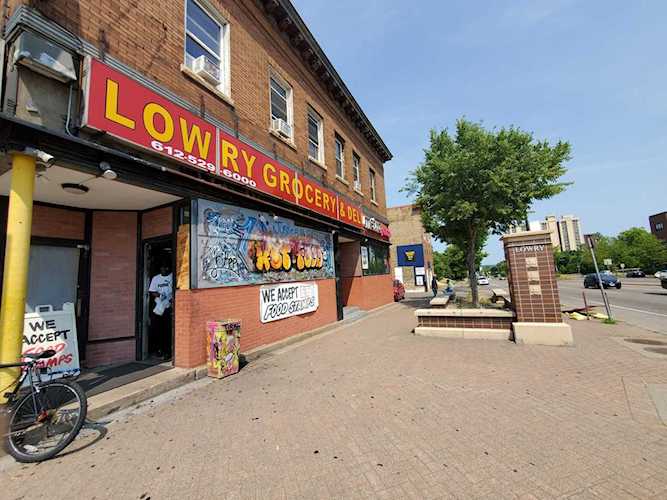 Minneapolis Mckinley | MLS 6024761 | 626 Lowry Avenue N | Zip Code 55411 Photo 1