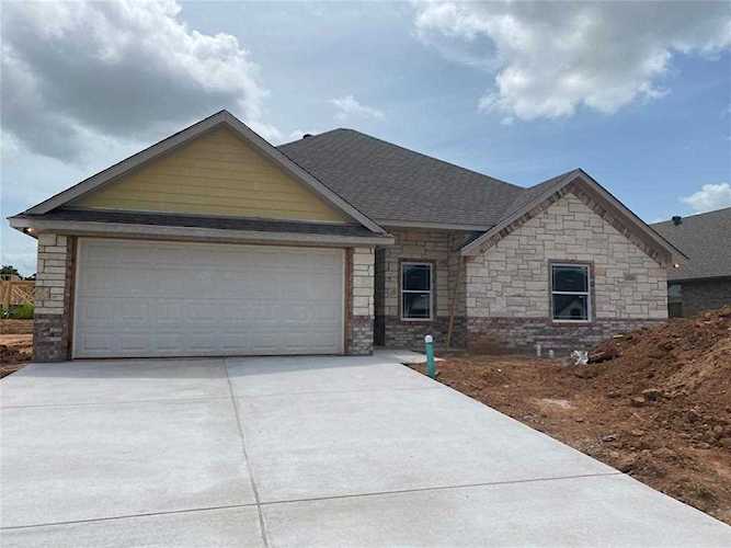 3320 Arrow Creek Drive Granbury, TX 76049